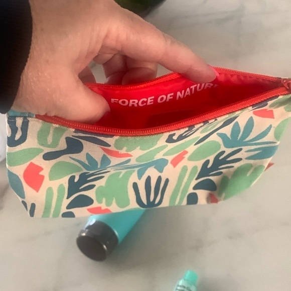 NWT 4 Item Bundle AHAVA  Mineral Shower Gel - Picture 4 of 9